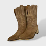 Botas Vaqueras Bordadas de Piel
