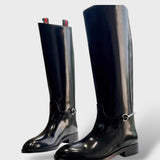 Botas Altas de Charol Tacón Bajo
