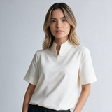 Blusa de Cuello Alto con Escote