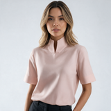 Blusa de Cuello Alto con Escote