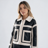 Chaqueta de Borreguito con Cuello Solapa
