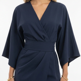 Vestido con Mangas Farol y Cinturón