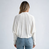 Jersey Cuello Alto con Manga Murciélago