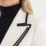 Conjunto Blazer y Pantalón con Ribetes