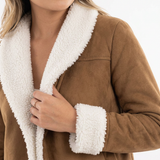 Chaqueta Efecto Ante con Solapas Borreguito