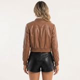 Chaqueta Bomber Corta Bolsillos con Botón